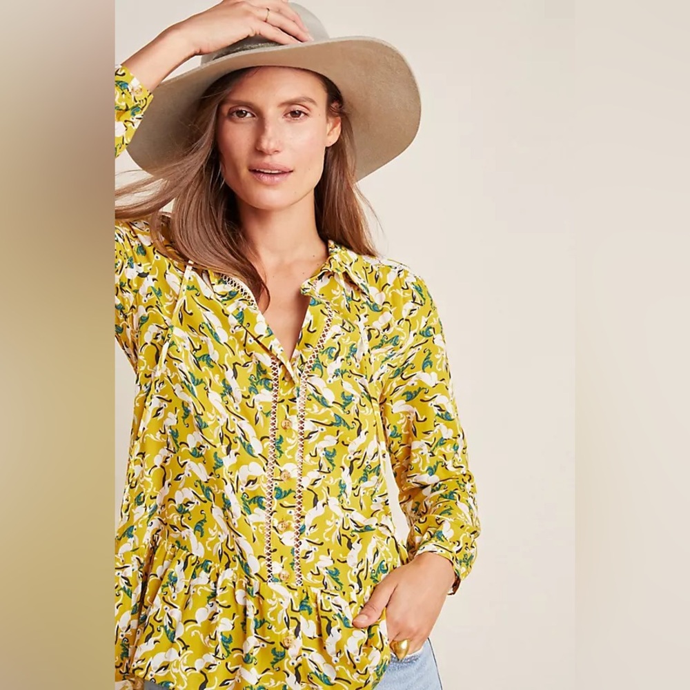 ANTHROPOLOGIE + MAEVE Janie Flounced Peasant Blouse Rabbit Printed Top - Picture 2 of 16